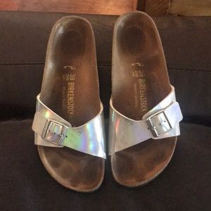 Iridescent birks!